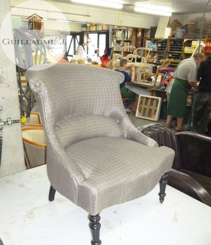 Fauteuil crapaud regarni – Guillaume Menuiserie