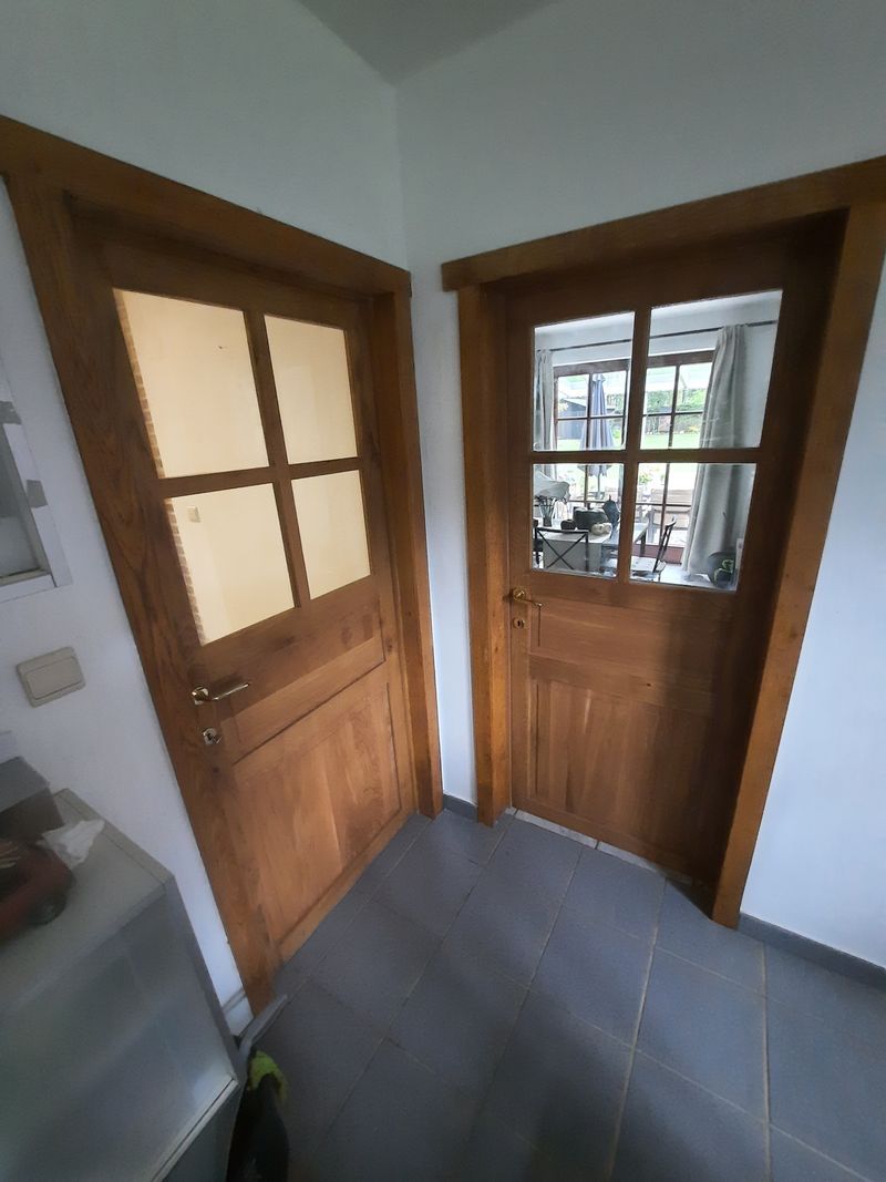 Portes intérieures vitrées à petits bois – Guillaume Menuiserie